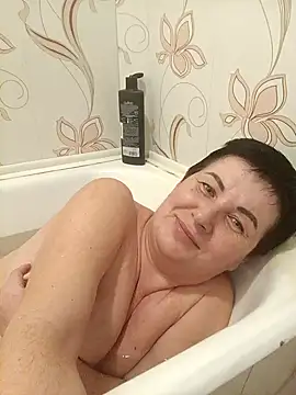 Snapshot of NicoleOlla chatting on 02-06-25, 01:21 NicoleOlla online show from 02-06-25, 01:21