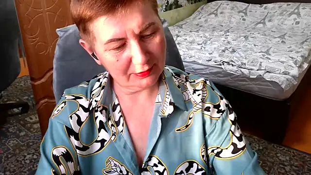 Snapshot of NicoleOlla chatting on 02-18-25, 10:49 NicoleOlla online show from 02-18-25, 10:49