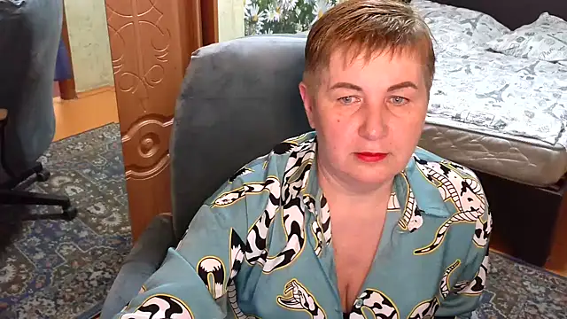 Snapshot of NicoleOlla chatting on 02-28-25, 12:20 NicoleOlla online show from 02-28-25, 12:20