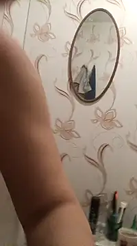 Snapshot of NicoleOlla chatting on 03-08-25, 01:25 NicoleOlla online show from 03-08-25, 01:25