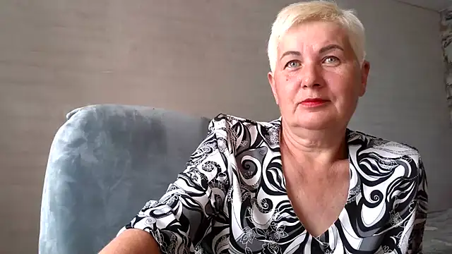 Snapshot of NicoleOlla chatting on 09-09-25, 02:22 NicoleOlla online show from 09-09-25, 02:22