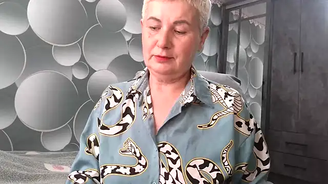 Snapshot of NicoleOlla chatting on 10-07-25, 05:15 NicoleOlla online show from 10-07-25, 05:15