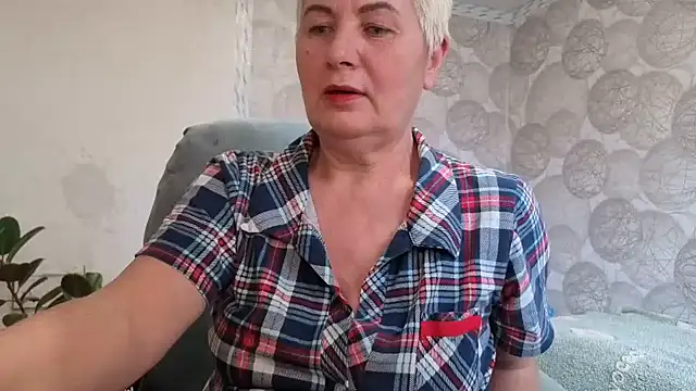 Snapshot of NicoleOlla chatting on 11-10-25, 07:40 NicoleOlla online show from 11-10-25, 07:40