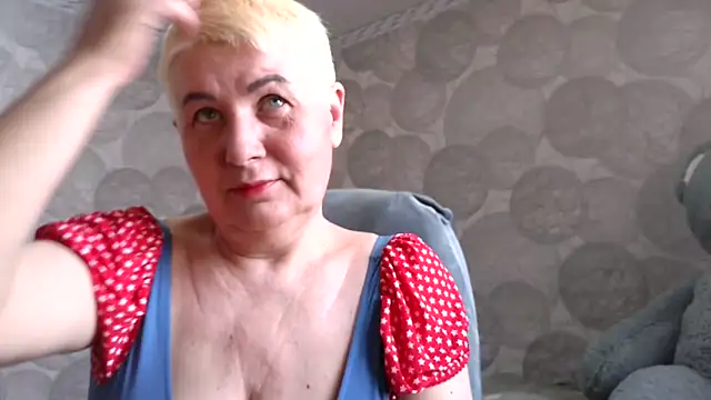 Snapshot of NicoleOlla chatting on 02-03-26, 04:21 NicoleOlla online show from 02-03-26, 04:21