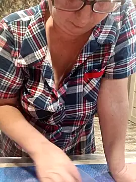 Snapshot of NicoleOlla chatting on 02-06-26, 02:31 NicoleOlla online show from 02-06-26, 02:31