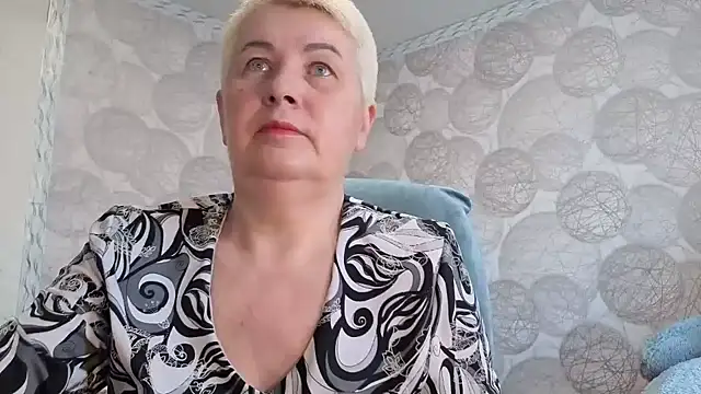 Snapshot of NicoleOlla chatting on 02-15-26, 02:52 NicoleOlla online show from 02-15-26, 02:52