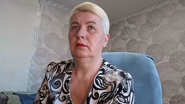 Snapshot of NicoleOlla chatting on 02-21-26, 02:01 NicoleOlla online show from 02-21-26, 02:01