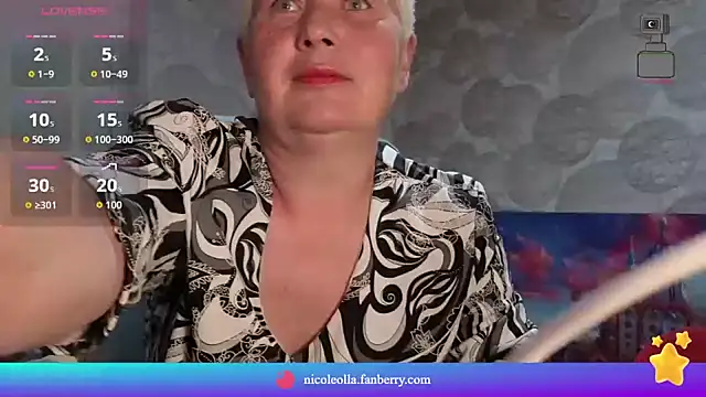 Snapshot of NicoleOlla chatting on 05-08-26, 02:11 NicoleOlla online show from 05-08-26, 02:11
