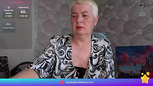 Snapshot of NicoleOlla chatting on 05-27-26, 12:51 NicoleOlla online show from 05-27-26, 12:51