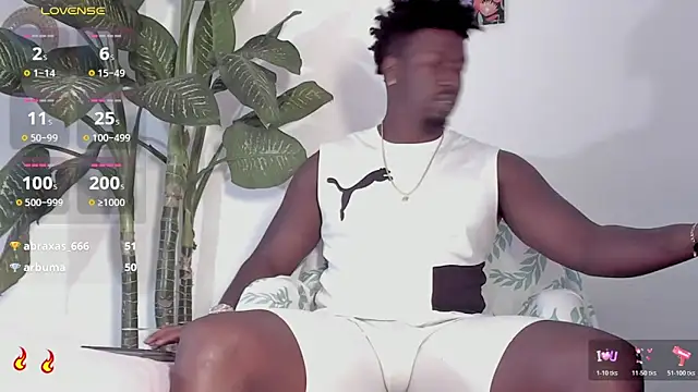 Snapshot of michaell_james7 chatting on 11-25-25, 08:53 michaell james7 online show from 11-25-25, 08:53