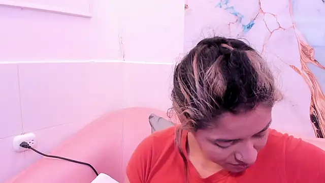 taylor cupper online show from 11-20-25, 03:18