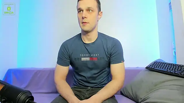 Snapshot of BrandonNorris chatting on 03-16-25, 07:06 BrandonNorris online show from 03-16-25, 07:06