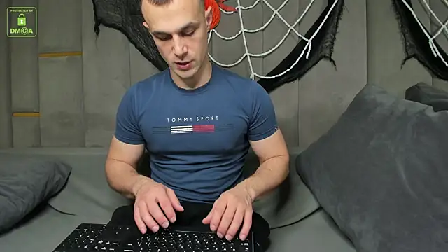 Snapshot of BrandonNorris chatting on 10-16-25, 04:13 BrandonNorris online show from 10-16-25, 04:13