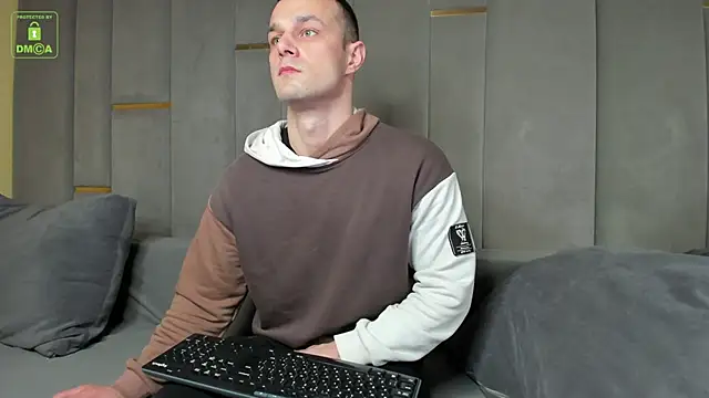 Snapshot of BrandonNorris chatting on 11-01-25, 04:14 BrandonNorris online show from 11-01-25, 04:14