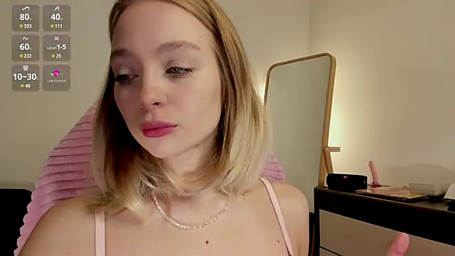  LISA BABYMETAL  online show from 12-03-24, 12:49