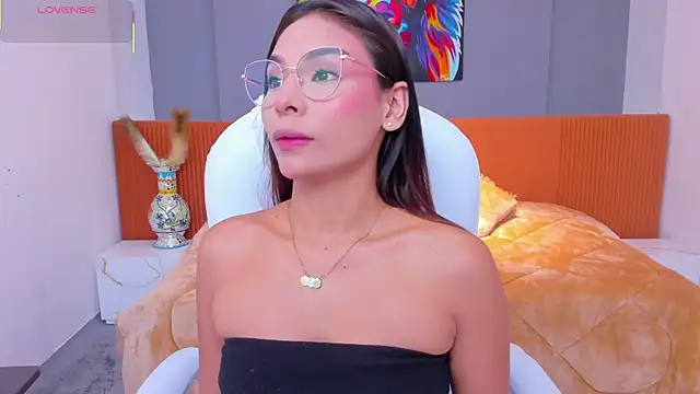 amira cute2 online show from 02-25-25, 09:53