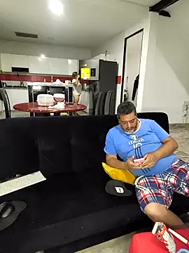 hotandfierylatinos2023 online show from 02-05-26, 10:31