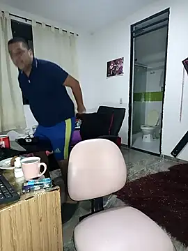 hotandfierylatinos2023 online show from 02-16-26, 10:11