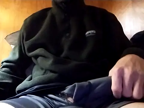 Snapshot of elmerfuddin87 chatting on 12-16-25, 08:36 elmerfuddin87 online show from 12-16-25, 08:36