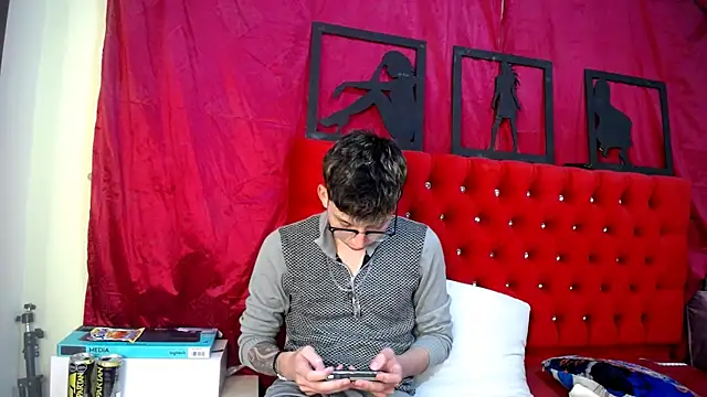 Snapshot of _Thomas_hot_ chatting on 03-23-25, 01:20 Thomas hot online show from 03-23-25, 01:20