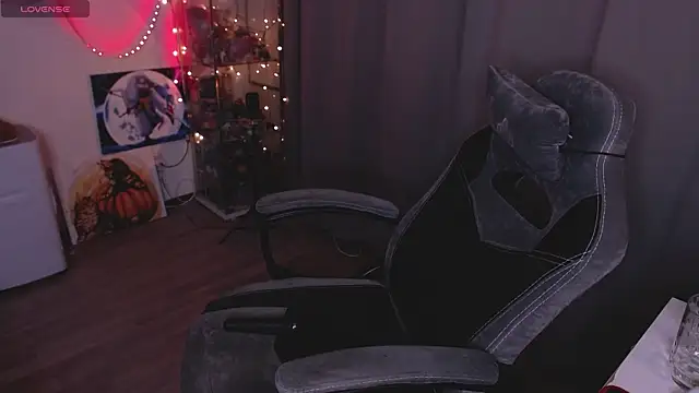 Snapshot of lissamuff chatting on 09-14-25, 05:12 lissamuff online show from 09-14-25, 05:12