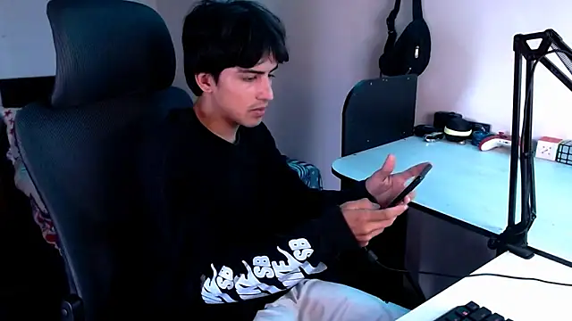 Thieves9 online show from 01-25-25, 07:49