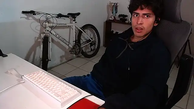 Thieves9 online show from 10-22-25, 05:08