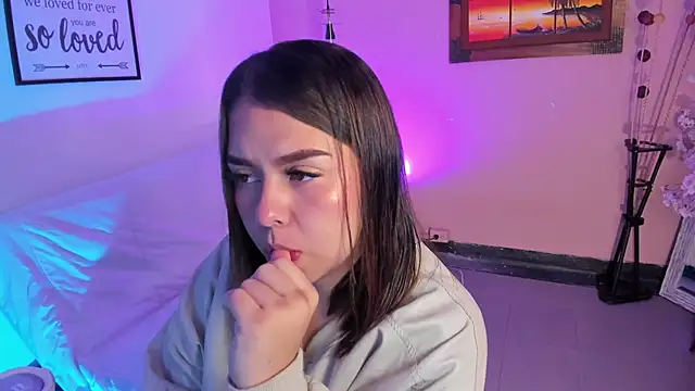 ArianaBaker online show from 09-23-25, 01:36