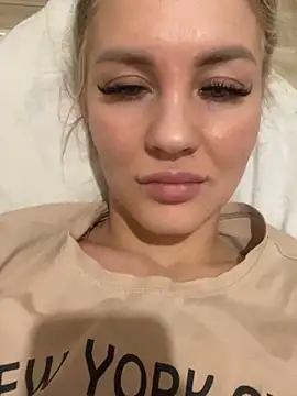 DreamGirl-777 online show from 01-07-25, 12:31