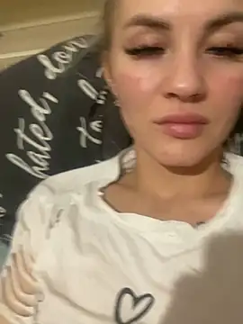 DreamGirl-777 online show from 02-01-25, 12:47