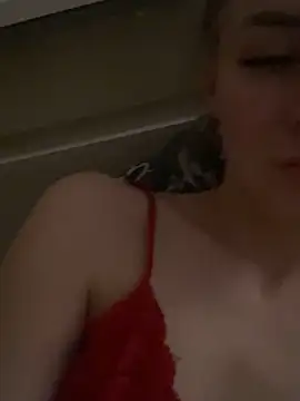 DreamGirl-777 online show from 02-05-25, 12:06