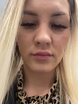 DreamGirl-777 online show from 02-10-25, 04:08