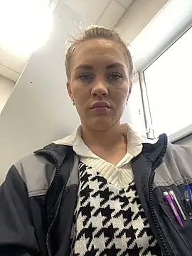 DreamGirl-777 online show from 02-28-25, 04:10