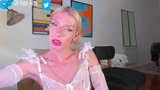 AliceSnowCatt online show from 01-19-25, 02:57