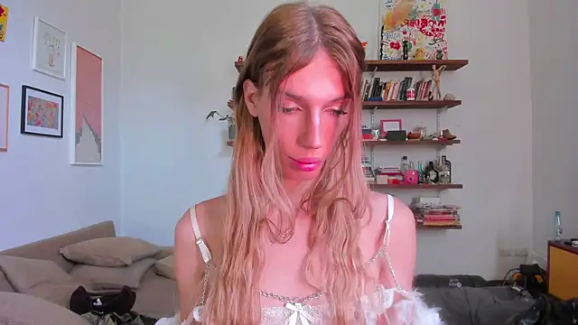 AliceSnowCatt online show from 09-14-25, 04:06