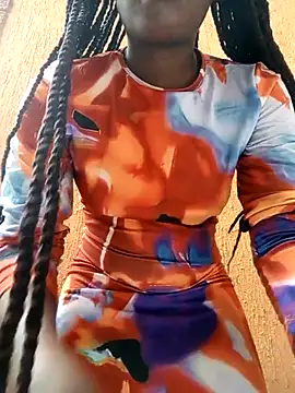 Snapshot of Sarie_sho chatting on 10-19-25, 07:31 Sarie sho online show from 10-19-25, 07:31