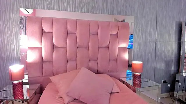 Chloe evans   online show from 11-07-25, 11:43