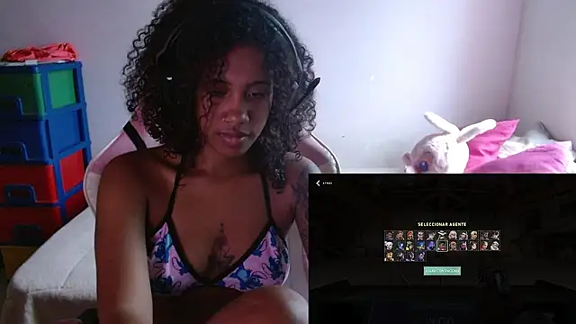 Snapshot of TiffanyRoouse chatting on 02-23-25, 10:42 TiffanyRoouse online show from 02-23-25, 10:42