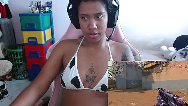 Snapshot of TiffanyRoouse chatting on 11-20-25, 07:57 TiffanyRoouse online show from 11-20-25, 07:57