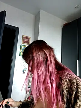 Snapshot of BlueXOwl chatting on 10-11-25, 11:53 BlueXOwl online show from 10-11-25, 11:53