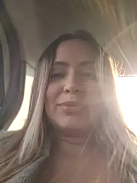 Snapshot of Valentina_St chatting on 02-08-25, 09:46 Valentina St online show from 02-08-25, 09:46