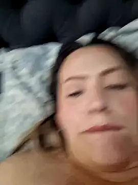 Snapshot of Valentina_St chatting on 02-16-25, 10:10 Valentina St online show from 02-16-25, 10:10