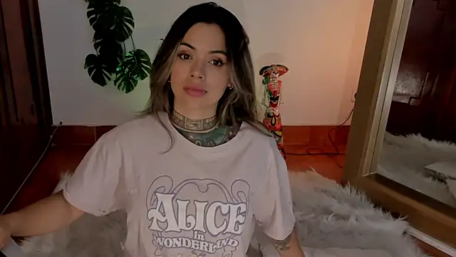 yandracelisofficial online show from 02-26-25, 01:43