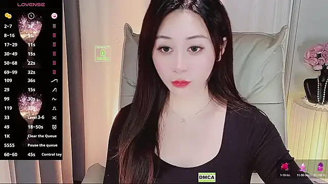 Snapshot of Liiniie-Lovers chatting on 11-12-25, 04:57 Liiniie-Lovers online show from 11-12-25, 04:57