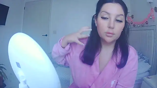 magical mia online show from 12-19-25, 12:56