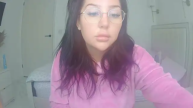 magical mia online show from 05-20-26, 07:36