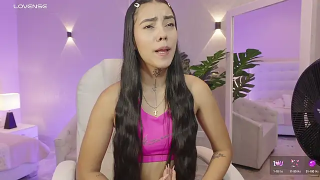 miagomezweb1 online show from 09-19-25, 01:01