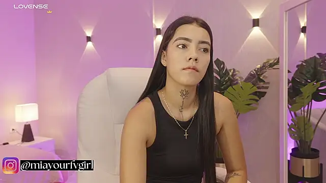 miagomezweb1 online show from 10-03-25, 12:13