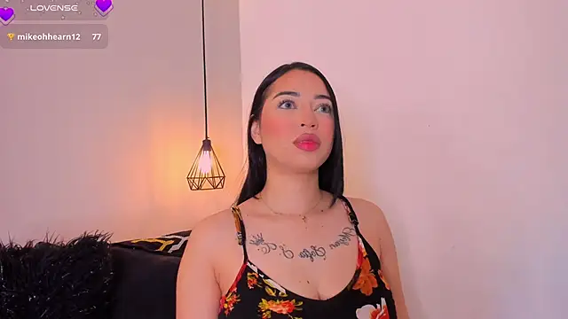 AnthonellaSweet online show from 10-11-25, 12:26