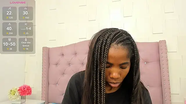 Snapshot of MonicaSchwartz chatting on 10-03-25, 07:33 MonicaSchwartz online show from 10-03-25, 07:33